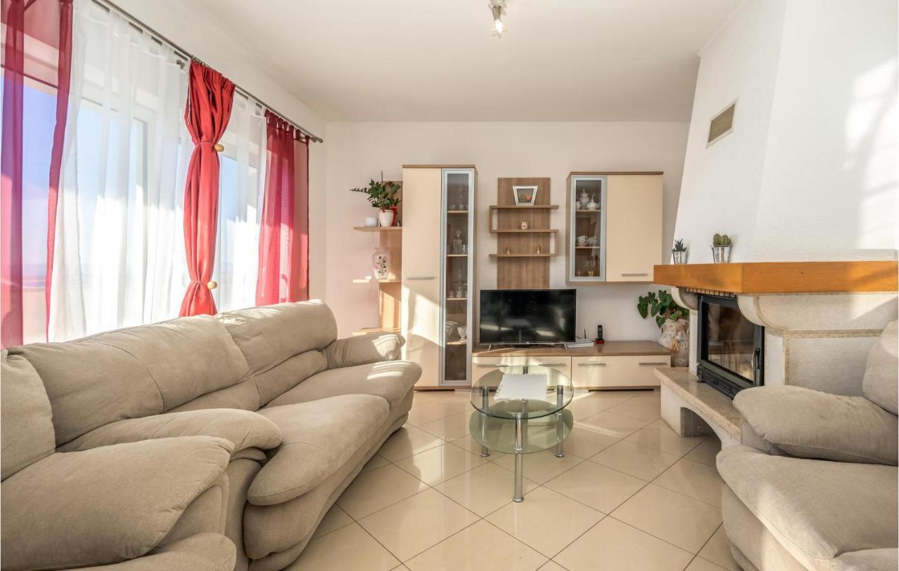 Nice Apartment In Crikvenica With House Sea View 외부 사진