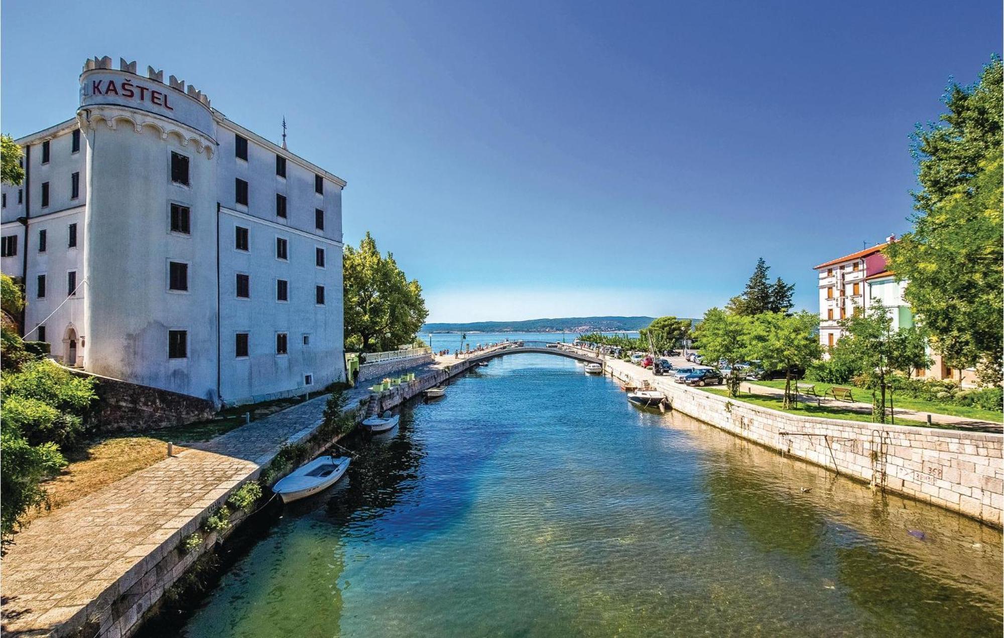 Nice Apartment In Crikvenica With House Sea View 외부 사진