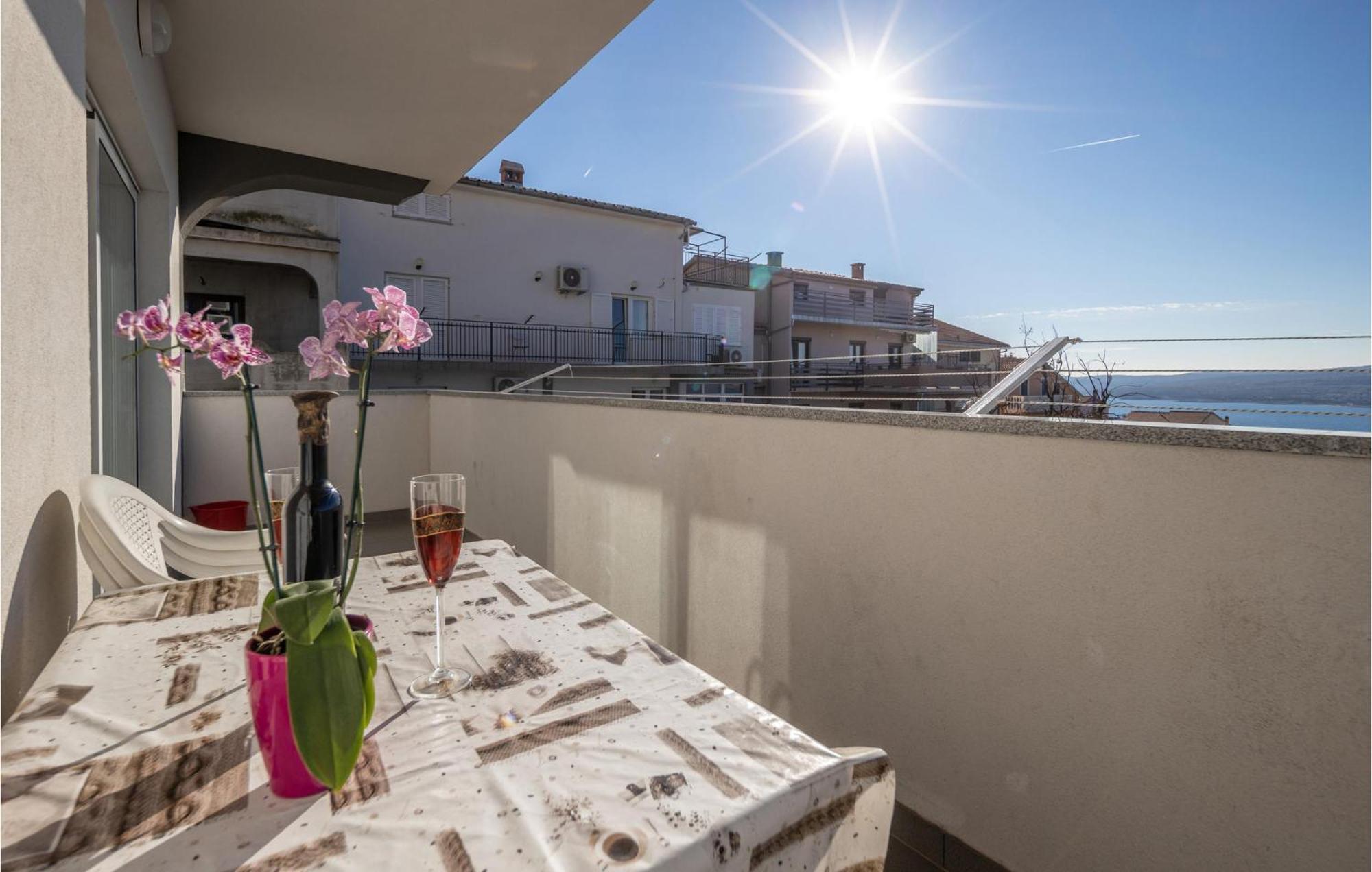 Nice Apartment In Crikvenica With House Sea View 외부 사진