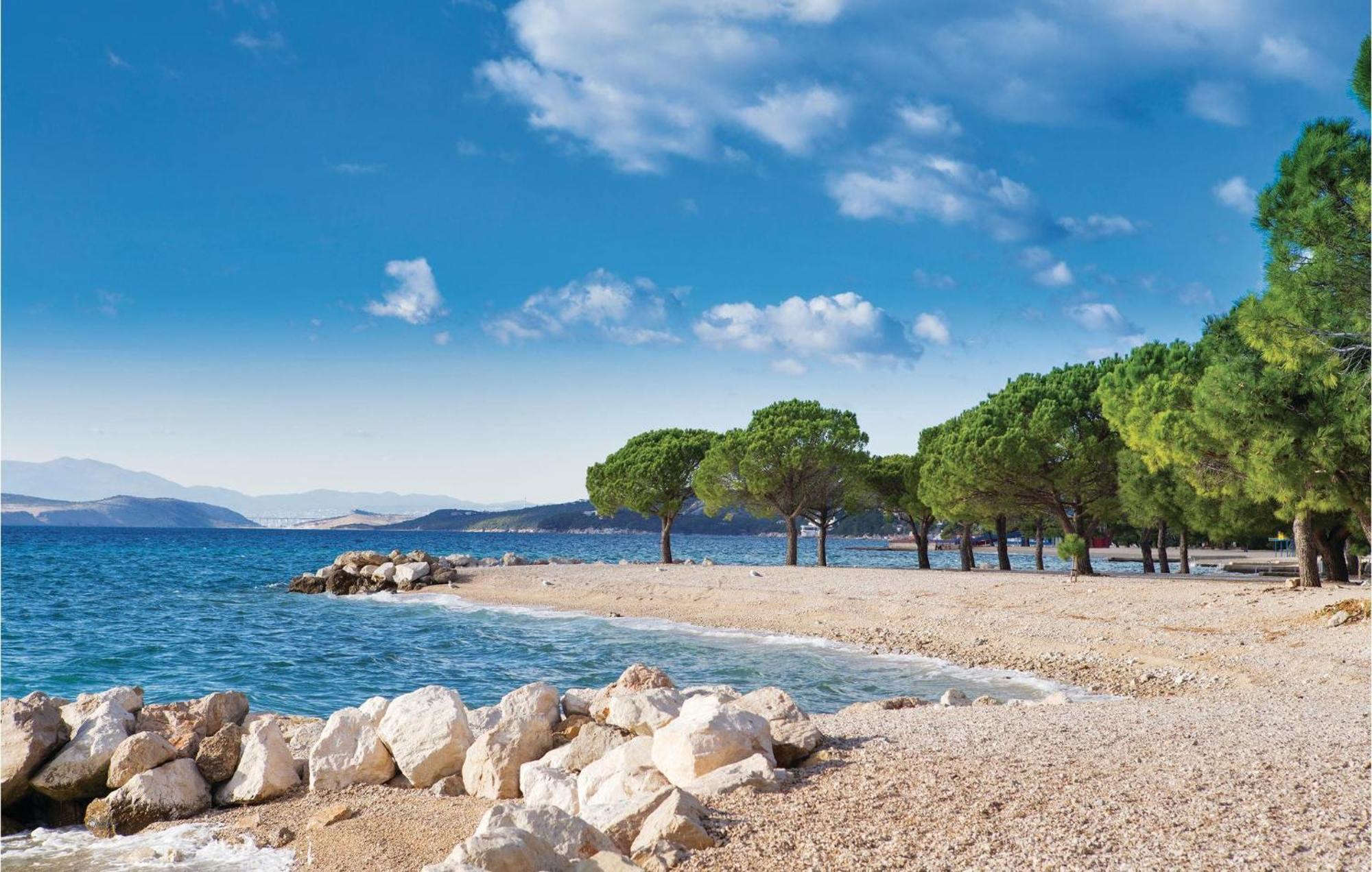 Nice Apartment In Crikvenica With House Sea View 외부 사진